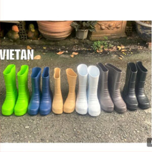 Ủng Xốp Vac siêu nhẹ chống nước ( giá xưởng)